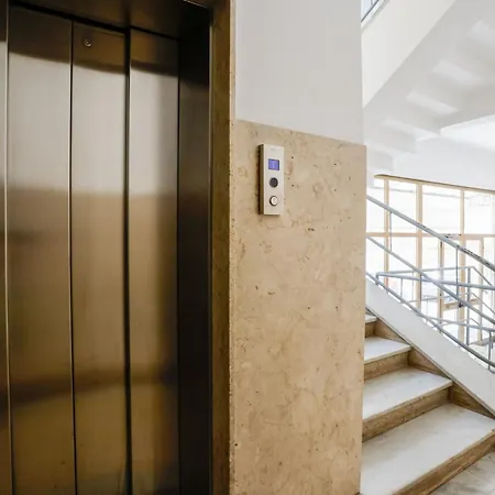 Riviera Di Chiaia 207 Neapol