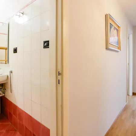 Apartmán Riviera Di Chiaia 207 *