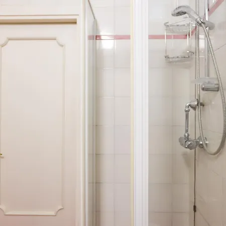 Riviera Di Chiaia 207 Neapol