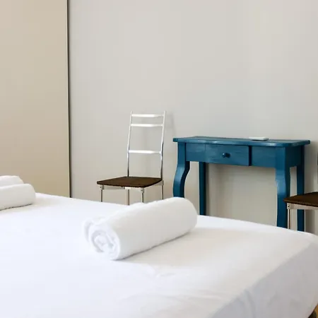 Riviera Di Chiaia 207 * Neapol