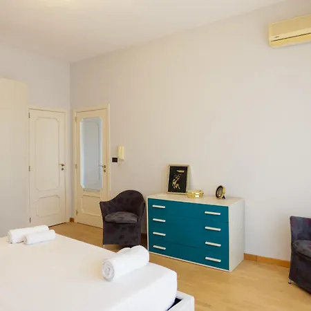 Riviera Di Chiaia 207 Apartmán