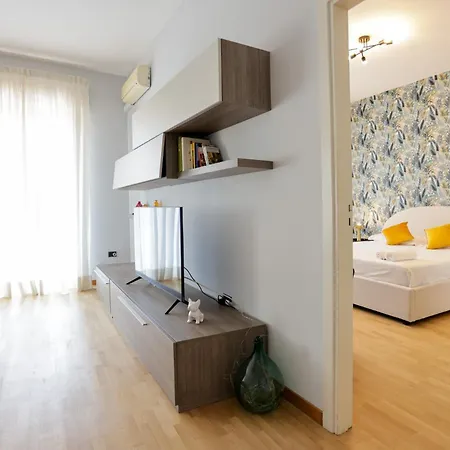 Riviera Di Chiaia 207